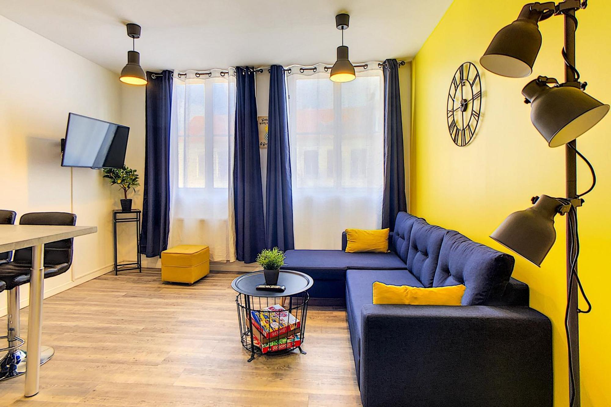 Appartement - Parking Prive Gratuit, Proche Centre-Ville Et Gare De Saint-Omer Saint-Omer (Pas-de-Calais) Exterior foto