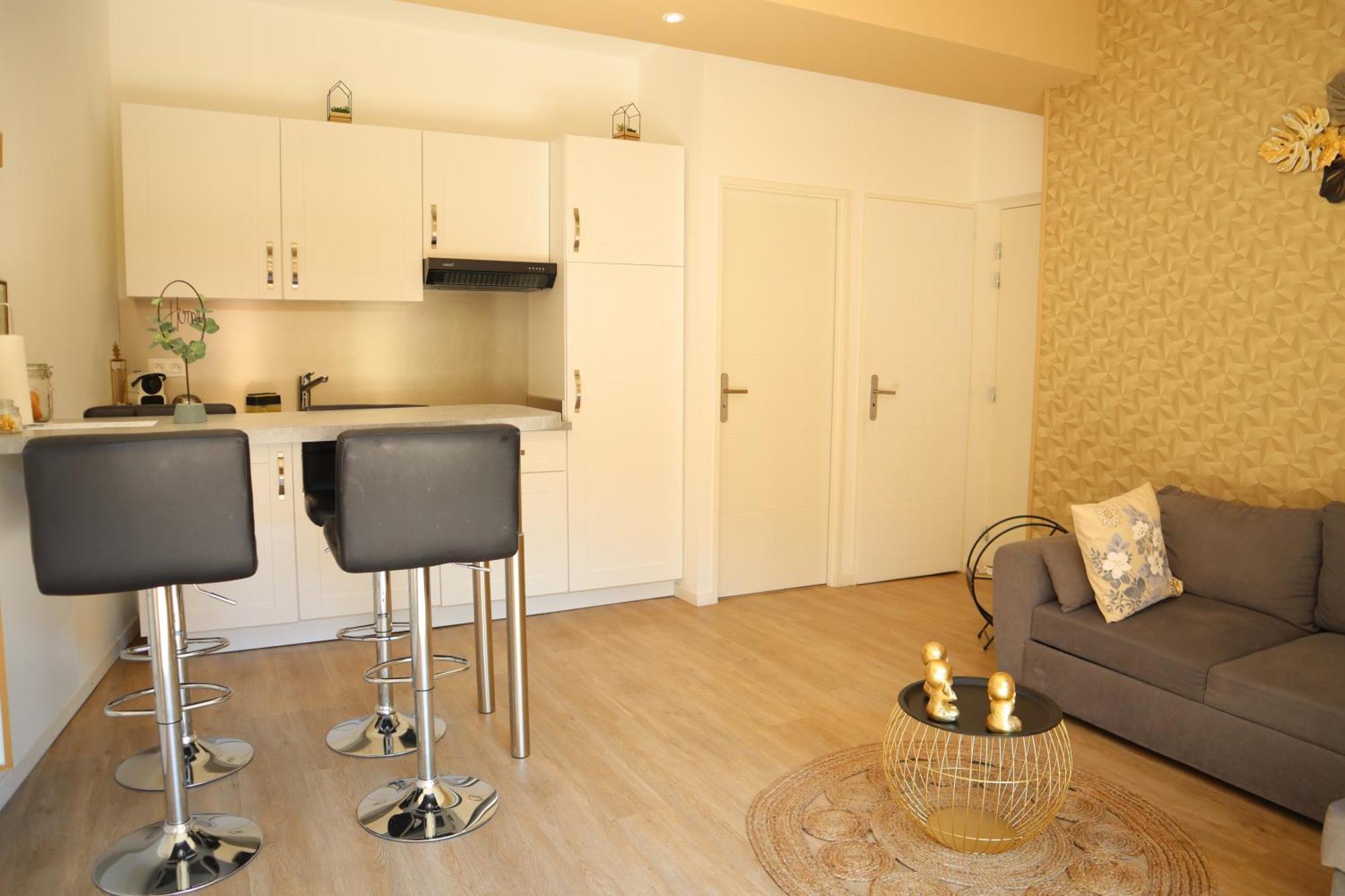 Appartement - Parking Prive Gratuit, Proche Centre-Ville Et Gare De Saint-Omer Saint-Omer (Pas-de-Calais) Exterior foto